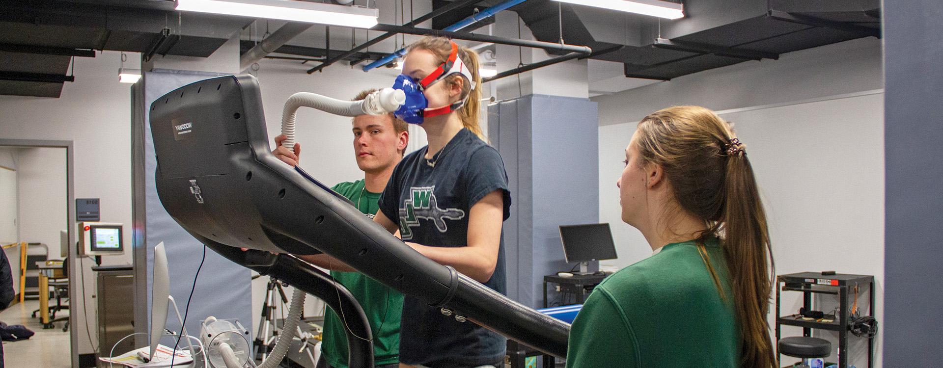 WLC students in sport and exercise science lab
